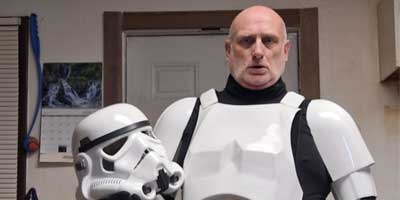 Stormtrooper-Rüstung – Bewertung von Jason